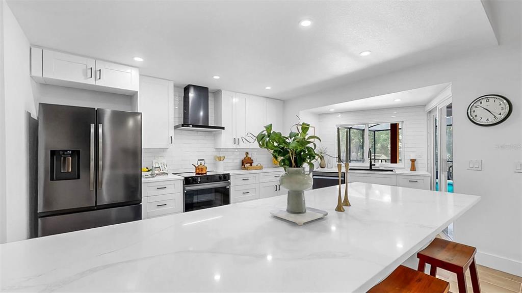 9903 Saddle Road Tampa, FL 33626 - Photo 16 of 68