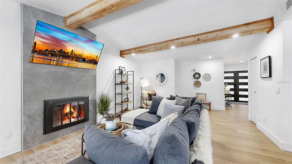 9903 Saddle Road Tampa, FL 33626 - Photo 10 of 68