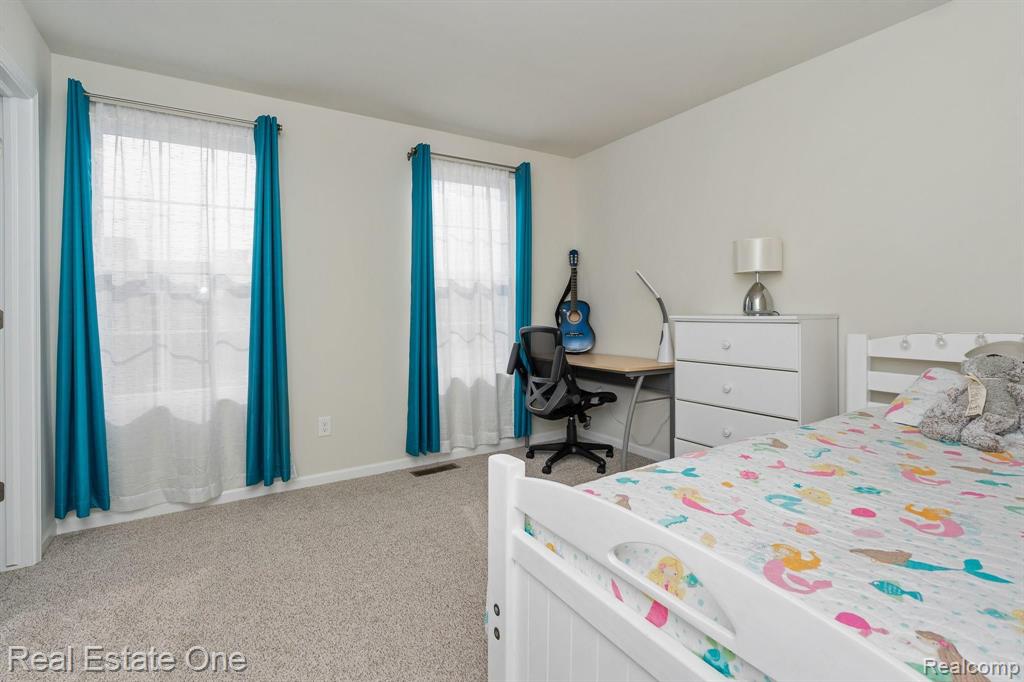 342 Strawberry Drive Rochester, MI 48307 - Photo 25 of 27