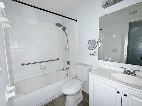 $1,250 | 1025 South Hiawassee Road, Unit 2216, Orlando, FL 32835