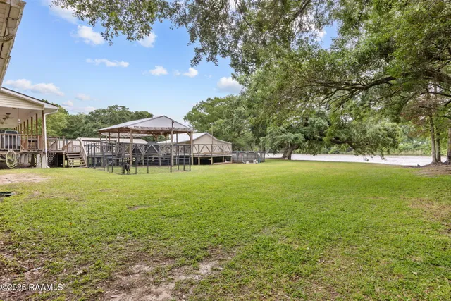 $380,000 | 16634 Highway 330, Abbeville, LA 70510