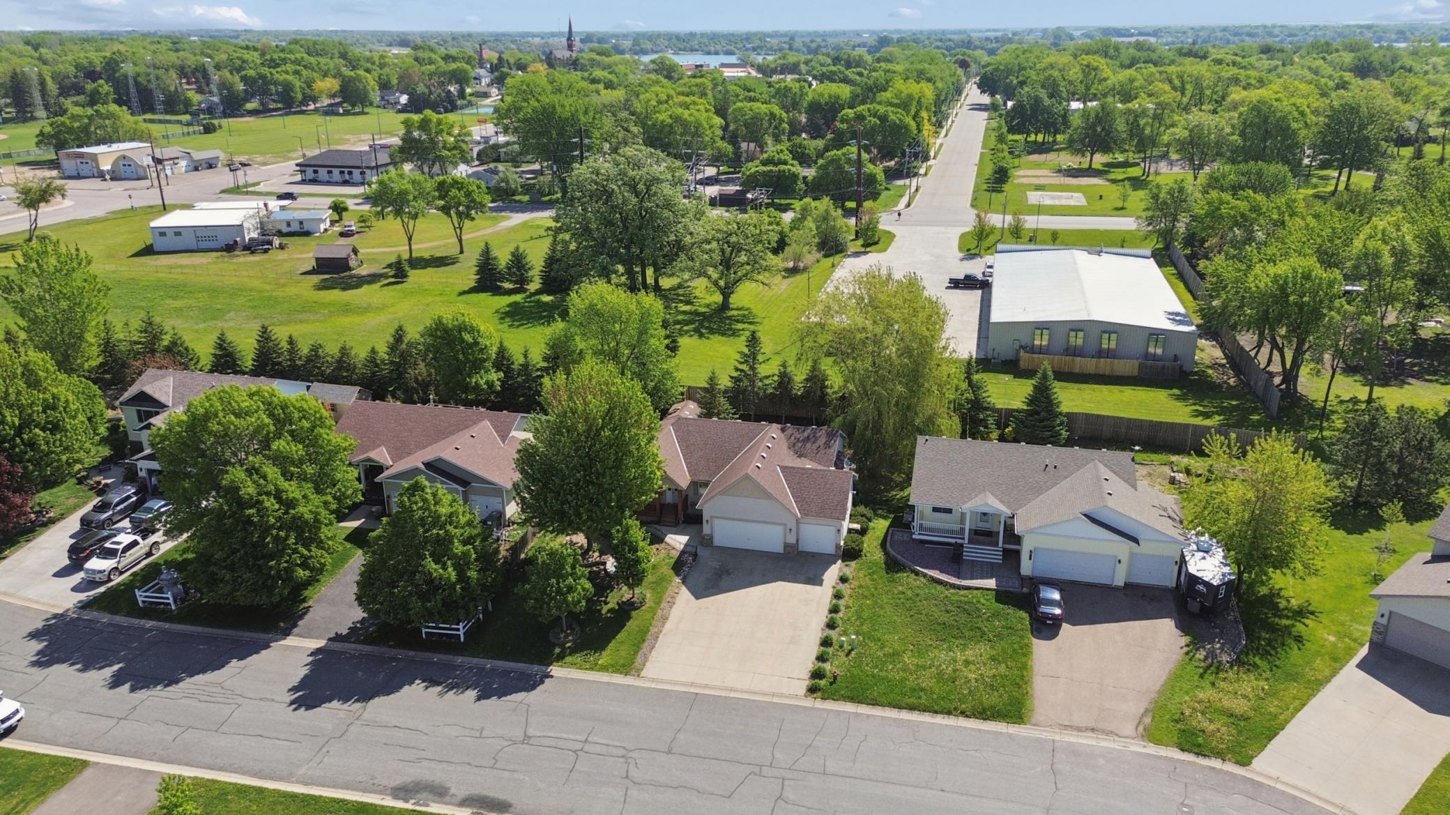 211 7th Street South Winsted, MN 55395 - Photo 38 of 39