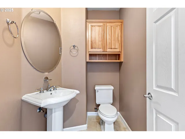 $725,000 | 4385 Berry Lane, Eugene, OR 97404