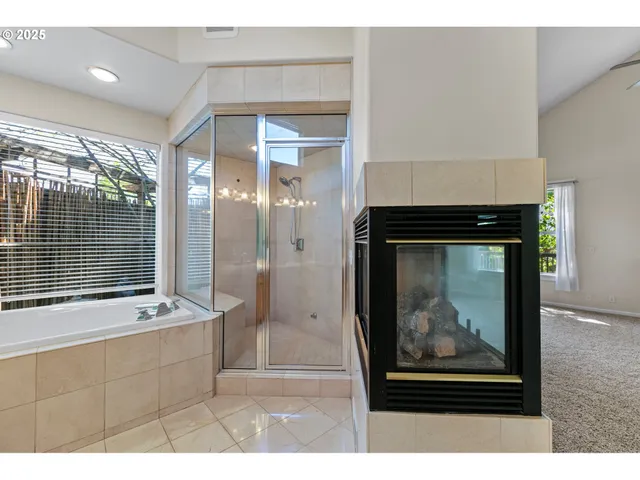 $725,000 | 4385 Berry Lane, Eugene, OR 97404