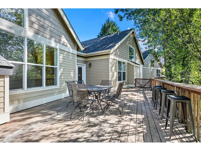 $725,000 | 4385 Berry Lane, Eugene, OR 97404