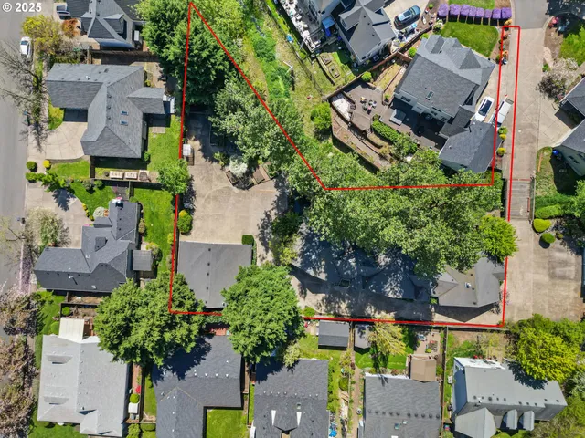 $725,000 | 4385 Berry Lane, Eugene, OR 97404