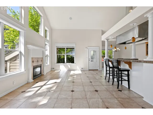 $725,000 | 4385 Berry Lane, Eugene, OR 97404