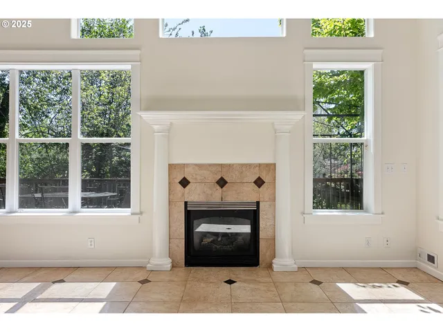 $725,000 | 4385 Berry Lane, Eugene, OR 97404