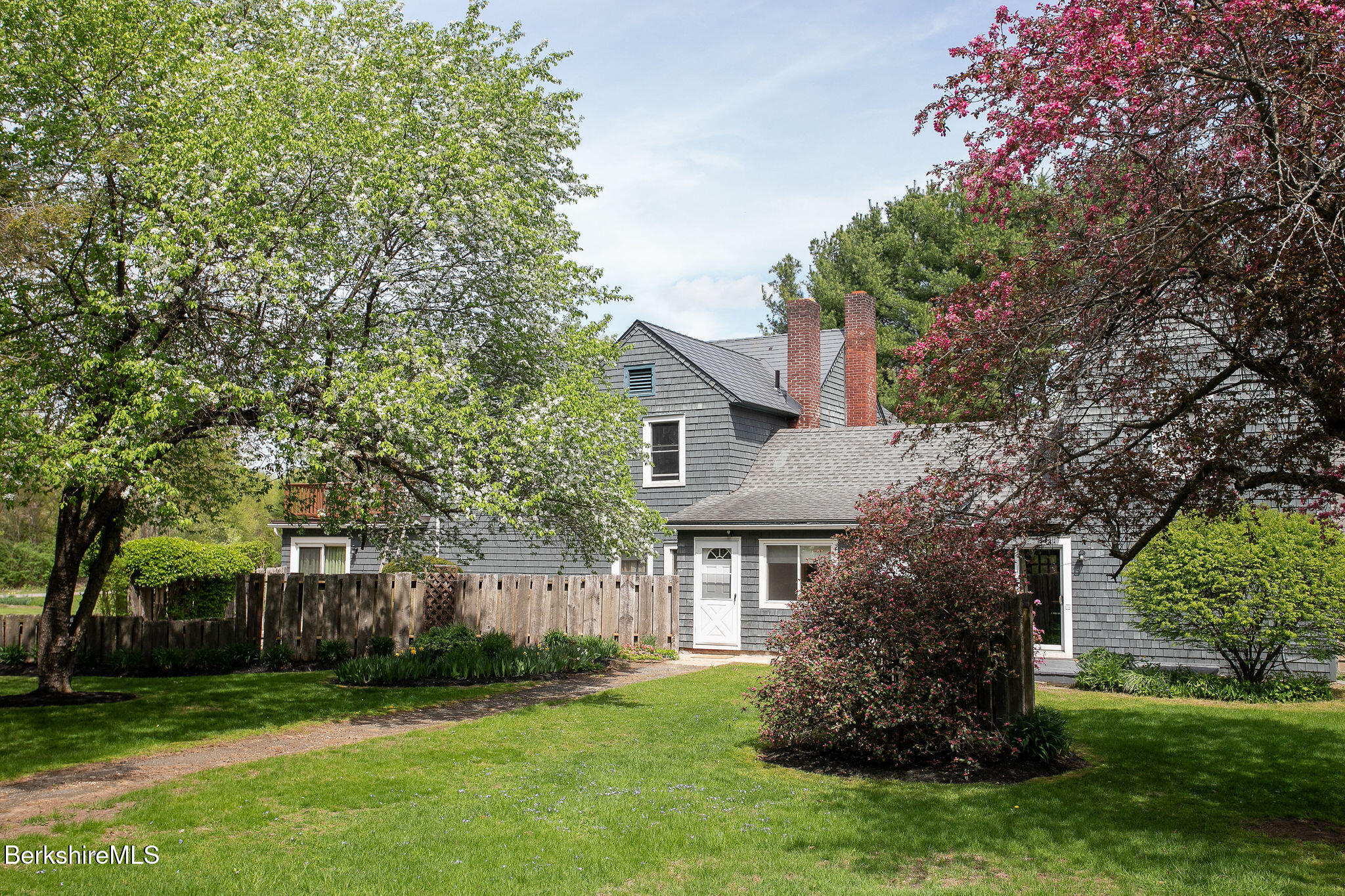 567 South Main Street Sheffield, MA 01257 - Photo 12 of 70 a front view of house with a garden