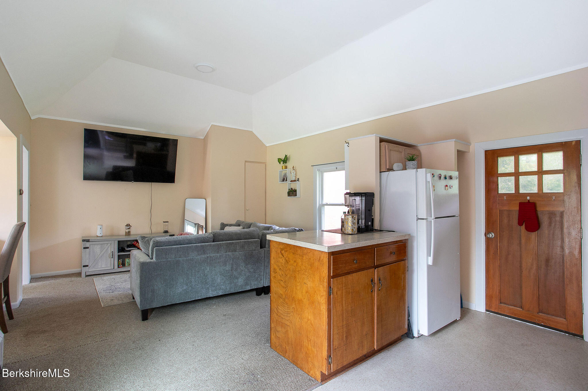 567 South Main Street Sheffield, MA 01257 - Photo 37 of 70 a living room with furniture and a flat screen tv