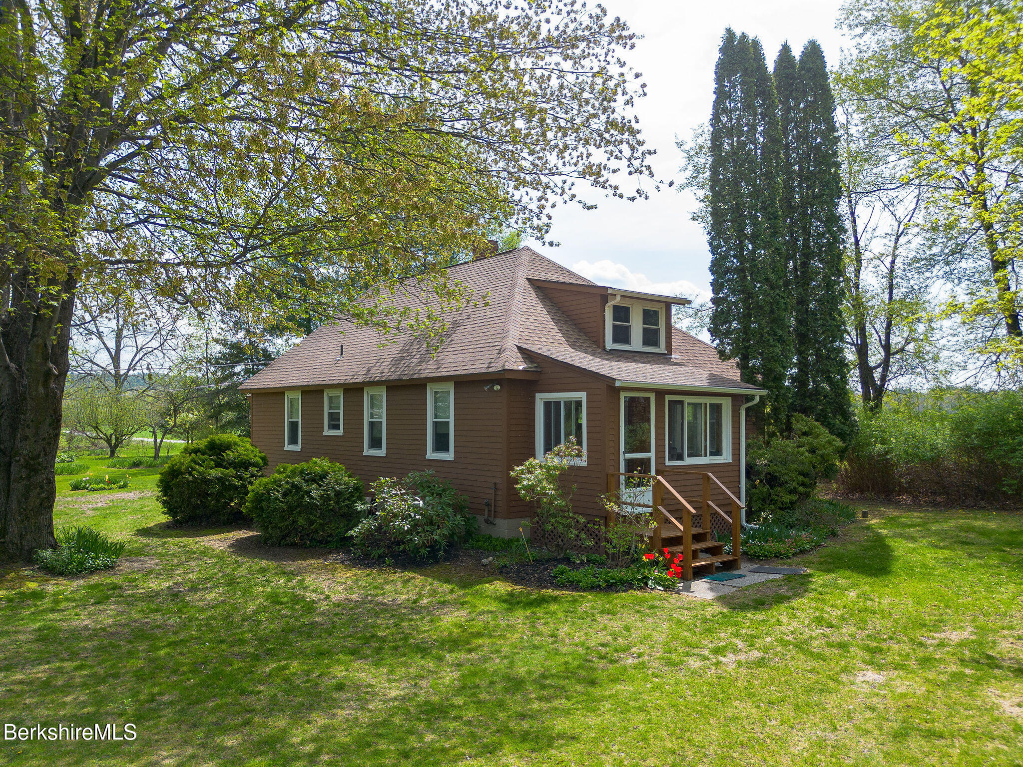 567 South Main Street Sheffield, MA 01257 - Photo 48 of 70 0056