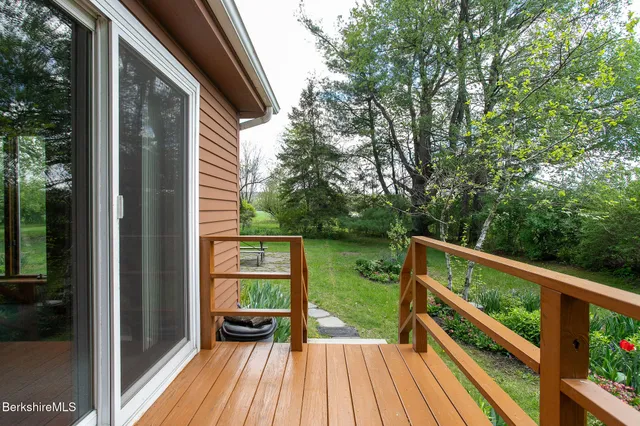 $850,000 | 567 South Main Street, Sheffield, MA 01257