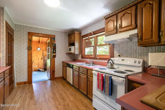 $850,000 | 567 South Main Street, Sheffield, MA 01257