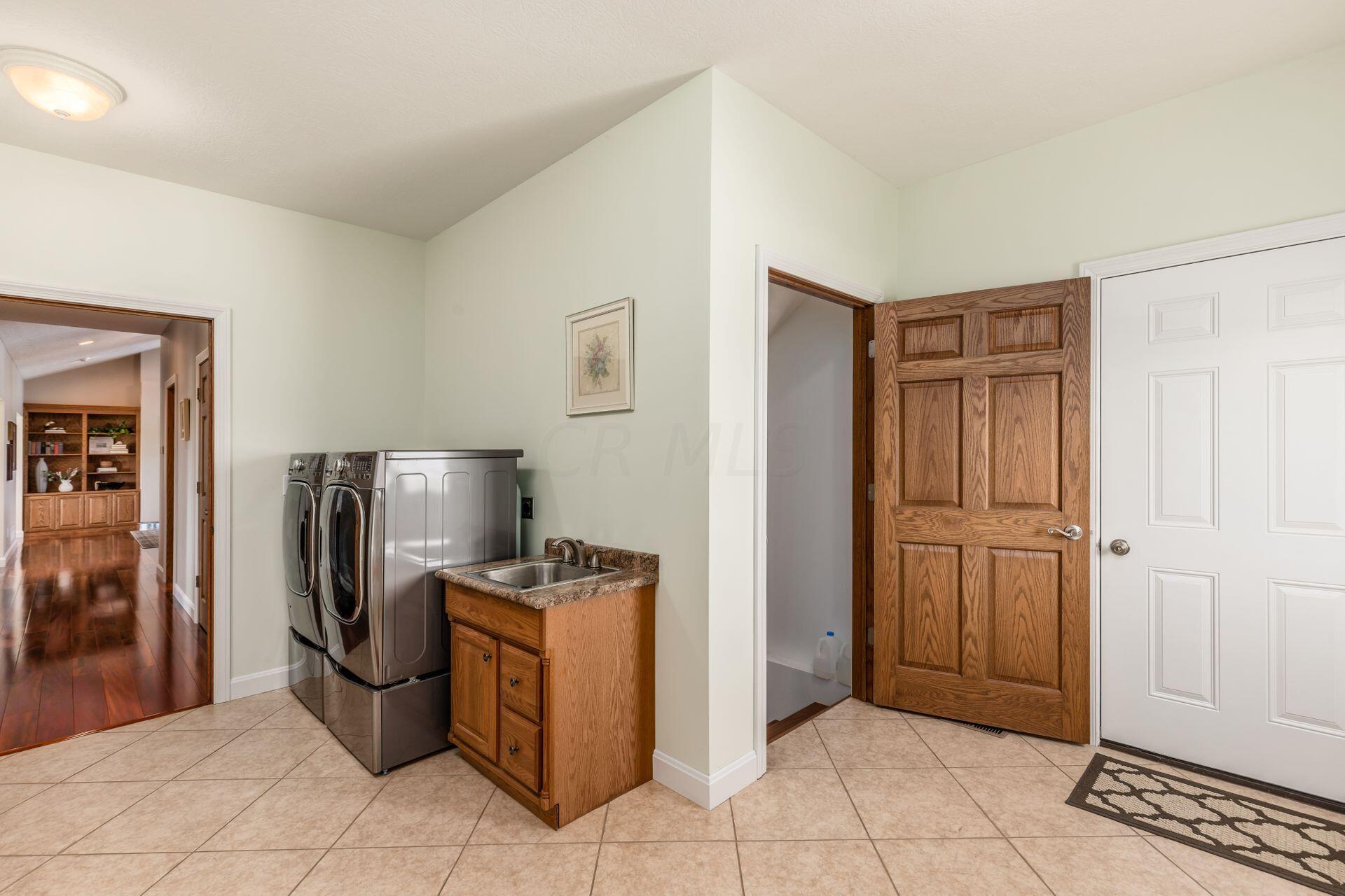 1267 Carr Road Ostrander, OH 43061 - Photo 19 of 50 027_cb37f3aca_B-1267 Carr-053