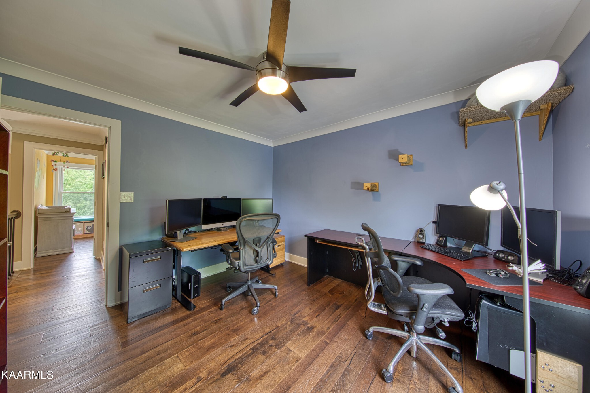 2313 Tooles Bend Road Knoxville, TN 37922 - Photo 36 of 50 a view of a workspace with furniture and wooden floor