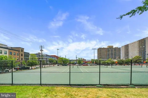 $820,000 | 521 North Washington Street, Unit 101, Alexandria, VA 22314