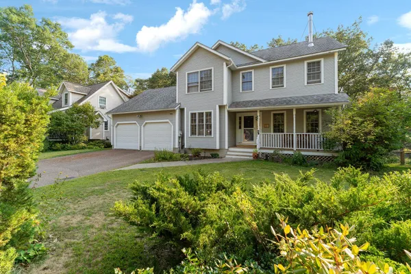 $600,000 | 72 Grey Meadow Drive, Burlington, VT 05408