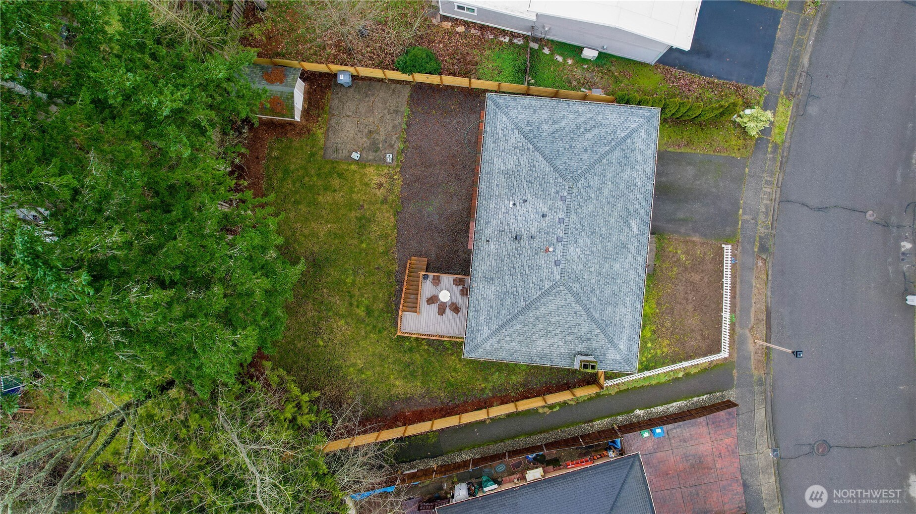 1738 Whitman Avenue Northeast Renton, WA 98059 - Photo 26 of 33