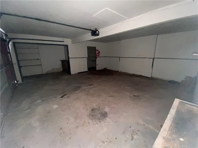 a view of a garage