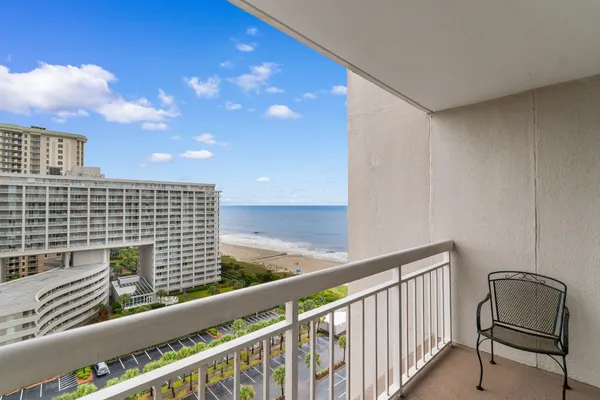 $373,900 | 9820 Queensway Boulevard, Unit 1501, Myrtle Beach, SC 29572
