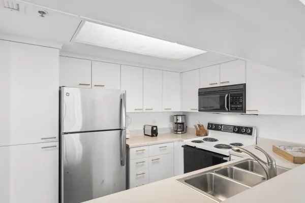 $373,900 | 9820 Queensway Boulevard, Unit 1501, Myrtle Beach, SC 29572