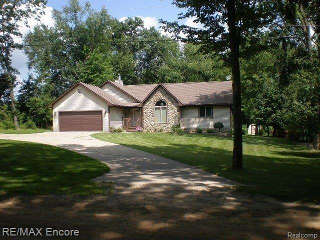 3135 Quick Road Holly, MI 48442 - Photo 1 of 25 SPACIOUS RANCH WITH DAYLIGHT BSM