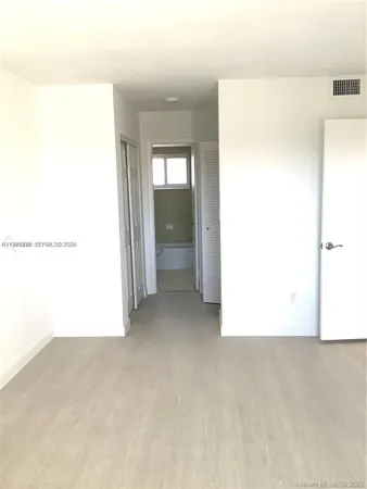 $1,900 | 7910 Camino Real, Unit N412, Miami, FL 33143