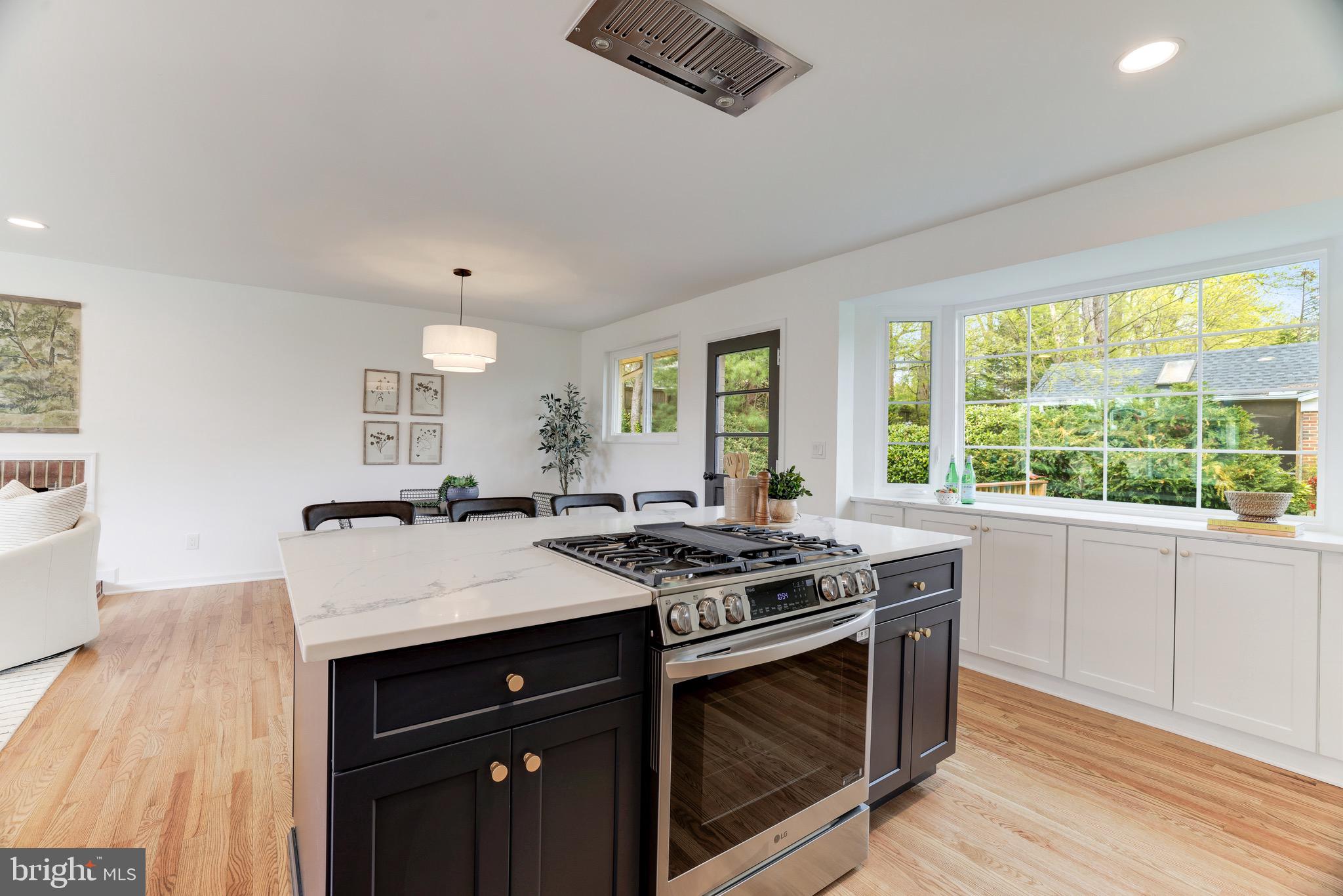 9900 Colony Road Fairfax, VA 22030 - Photo 16 of 44 Gallery Image 16