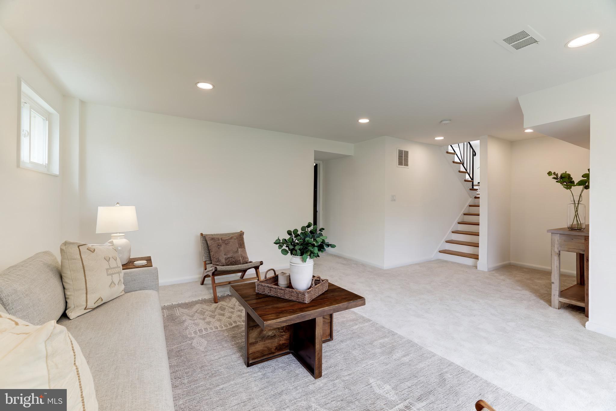 9900 Colony Road Fairfax, VA 22030 - Photo 32 of 44 Gallery Image 32