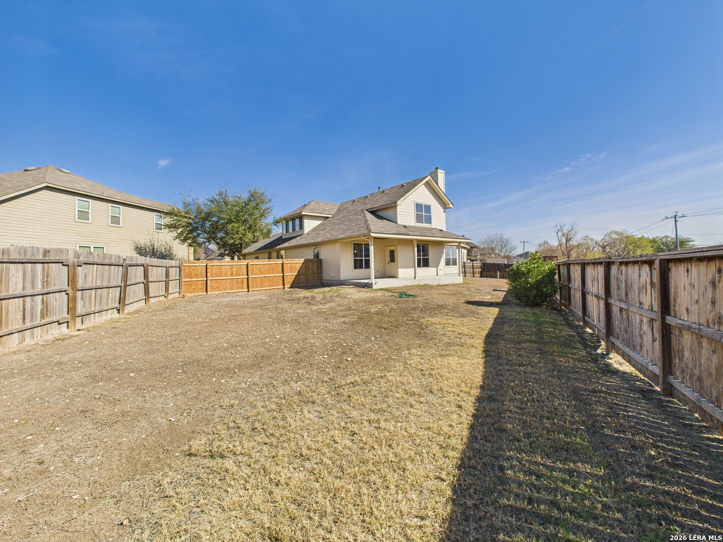 7202 Sandy Bay Converse, TX 78109 - Photo 35 of 40 a view of a house with a balcony