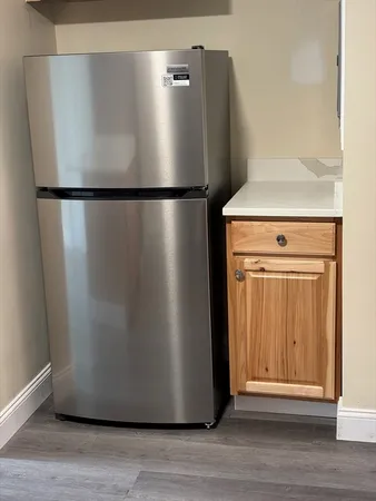 $319,000 | 17 Sinai Circle, Unit D9, Chelmsford, MA 01824