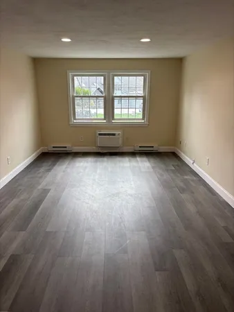 $319,000 | 17 Sinai Circle, Unit D9, Chelmsford, MA 01824