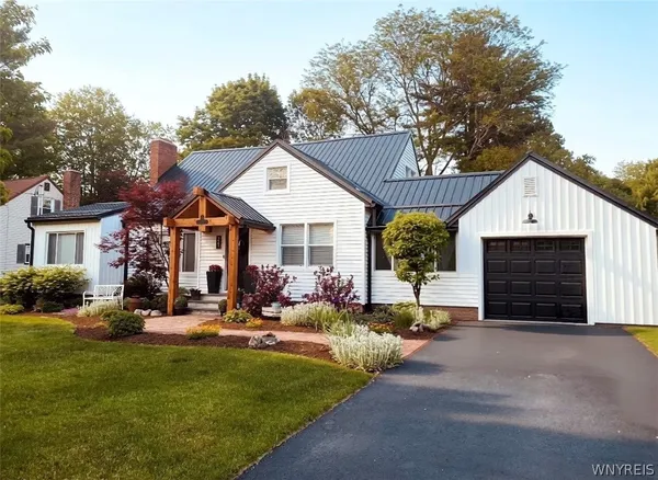 $499,000 | 221 Redfield Avenue, Manlius, NY 13066