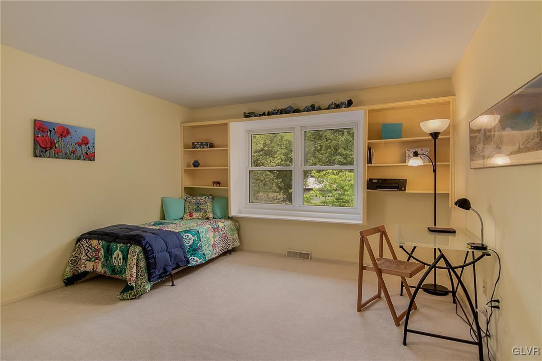 1225 Stanford Road Bethlehem, PA 18018 - Photo 8 of 14 Gallery Image 8