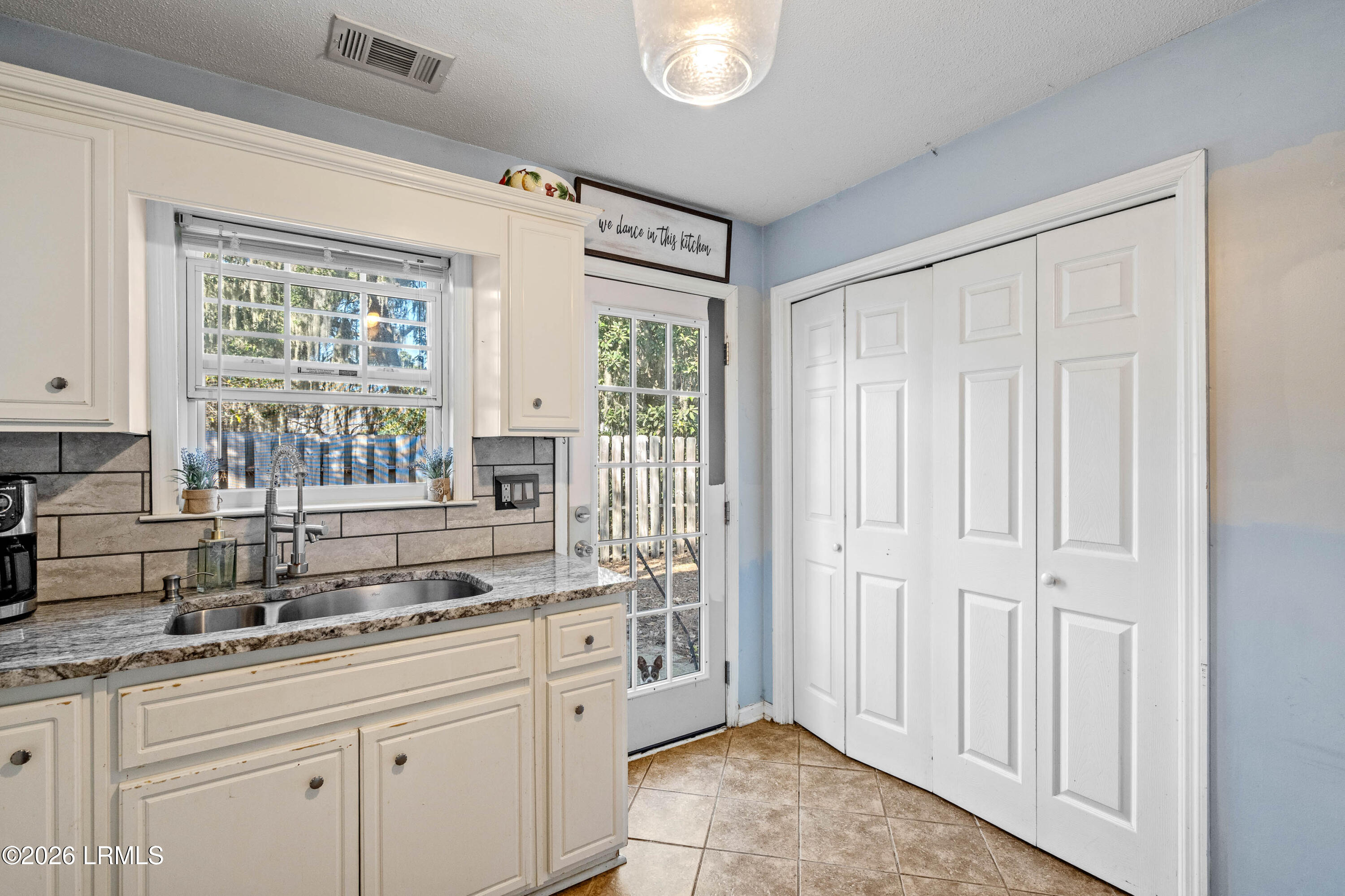 115 Cedar Grove Circle Beaufort, SC 29902 - Photo 17 of 20 115 Cedar Grove-23