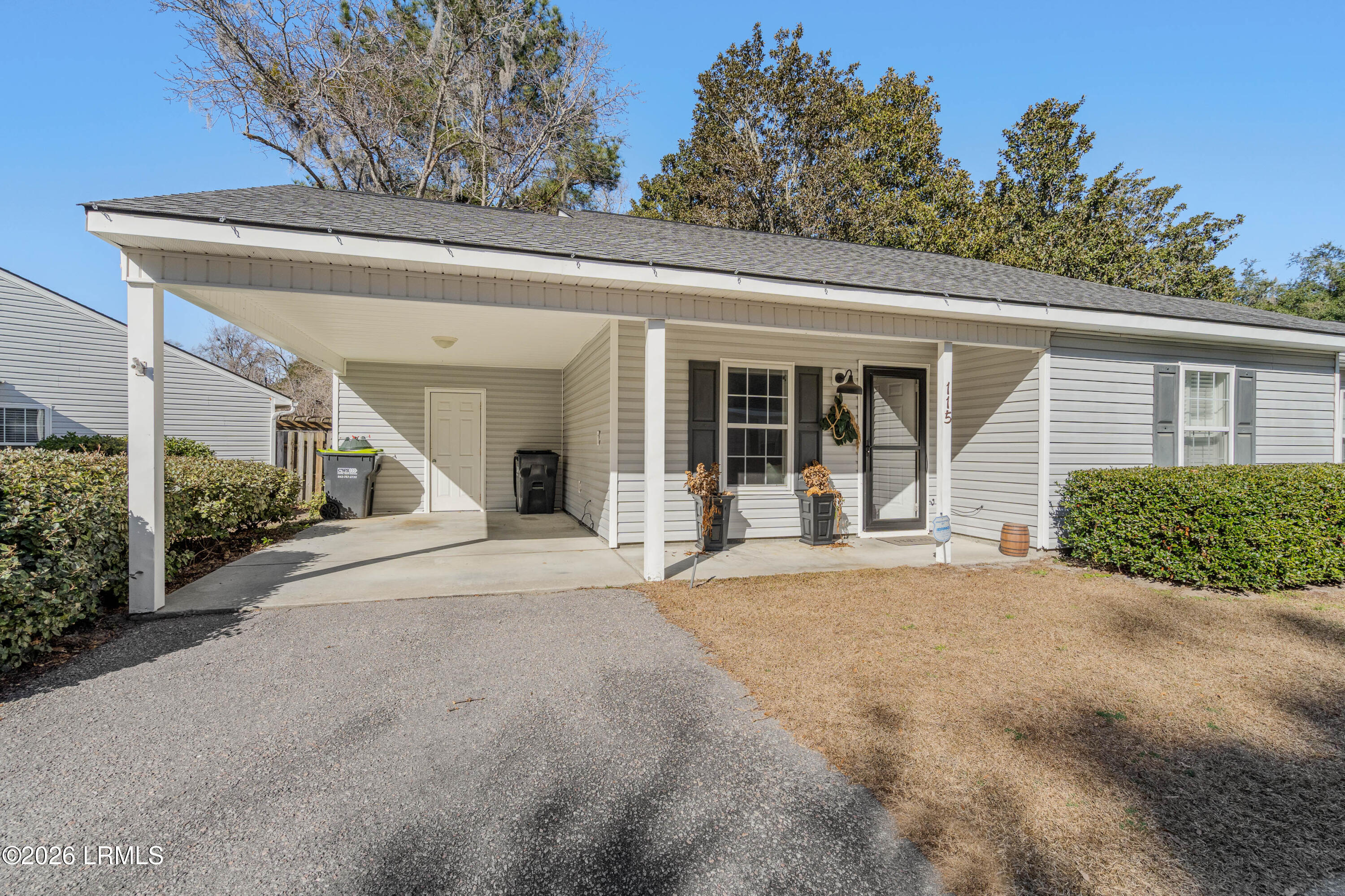 115 Cedar Grove Circle Beaufort, SC 29902 - Photo 3 of 20 115 Cedar Grove-6