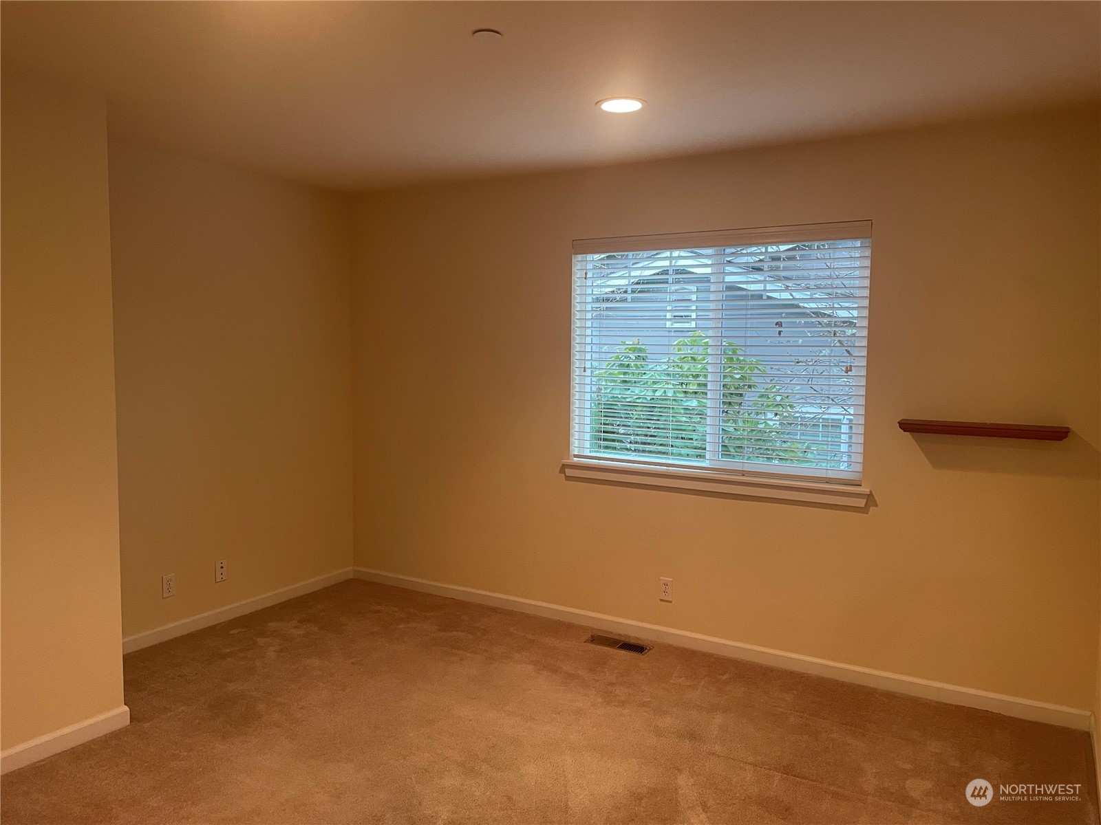 160 East Soderberg Road, Unit E15 Allyn, WA 98524 - Photo 22 of 33 an empty room with a window