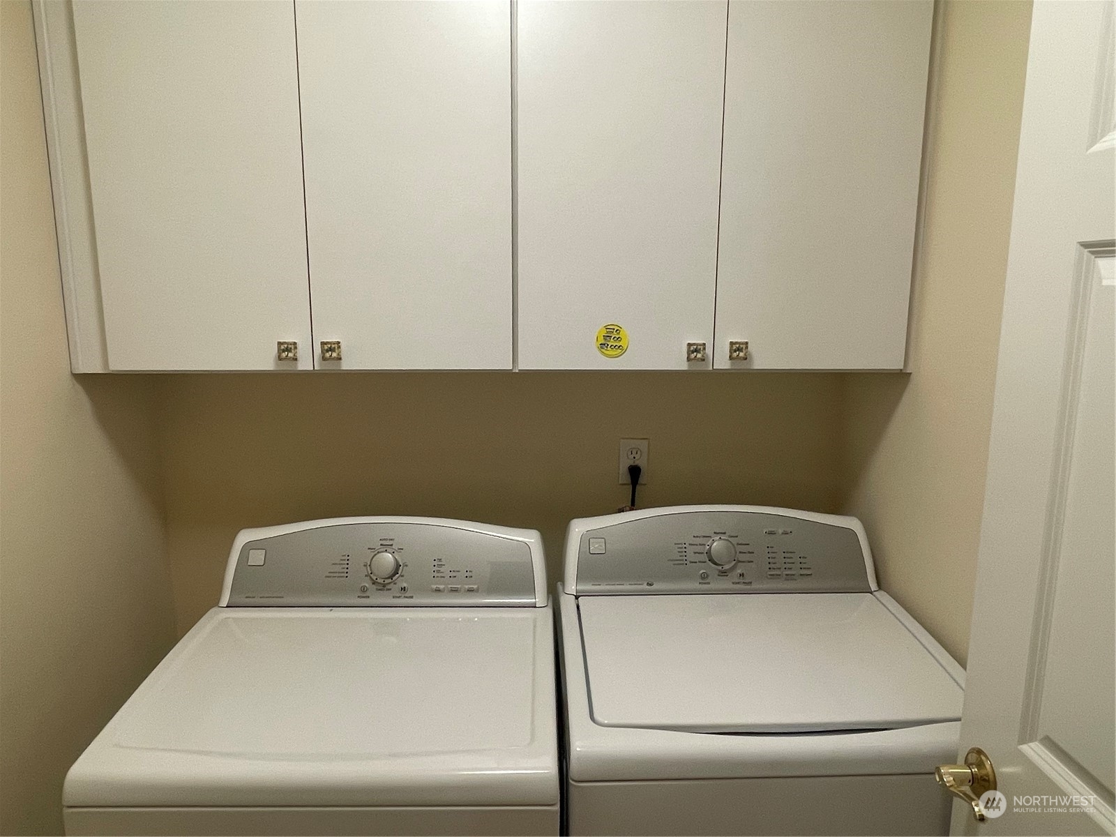 160 East Soderberg Road, Unit E15 Allyn, WA 98524 - Photo 29 of 33 a utility room with dryer and washer