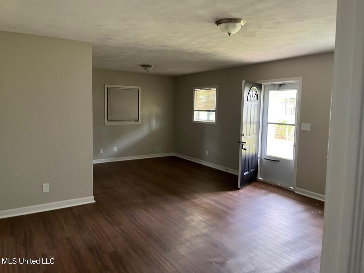 525 Witsell Road Jackson, MS 39206 - Photo 7 of 8 IMG_0441