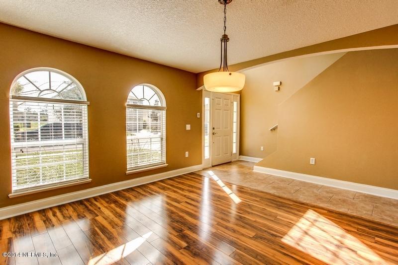 76263 Longleaf Loop Yulee, FL 32097 - Photo 8 of 49 Dining Room