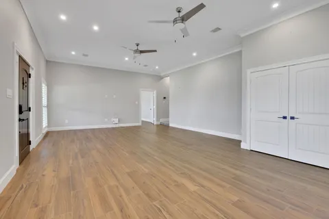 $499,500 | 930 Paradise Drive, Coldspring, TX 77331