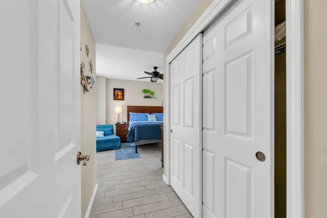 a en suite bathroom with a toilet