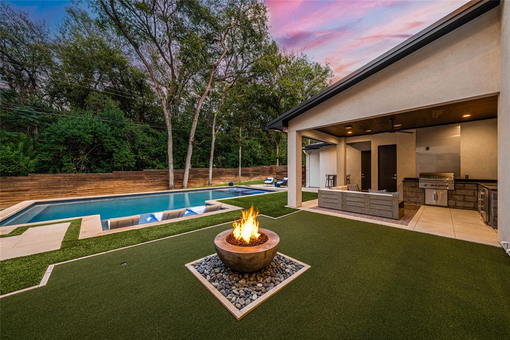 3317 Edward Drive Waco, TX 76708 - Photo 36 of 39 a view of a patio with swimming pool