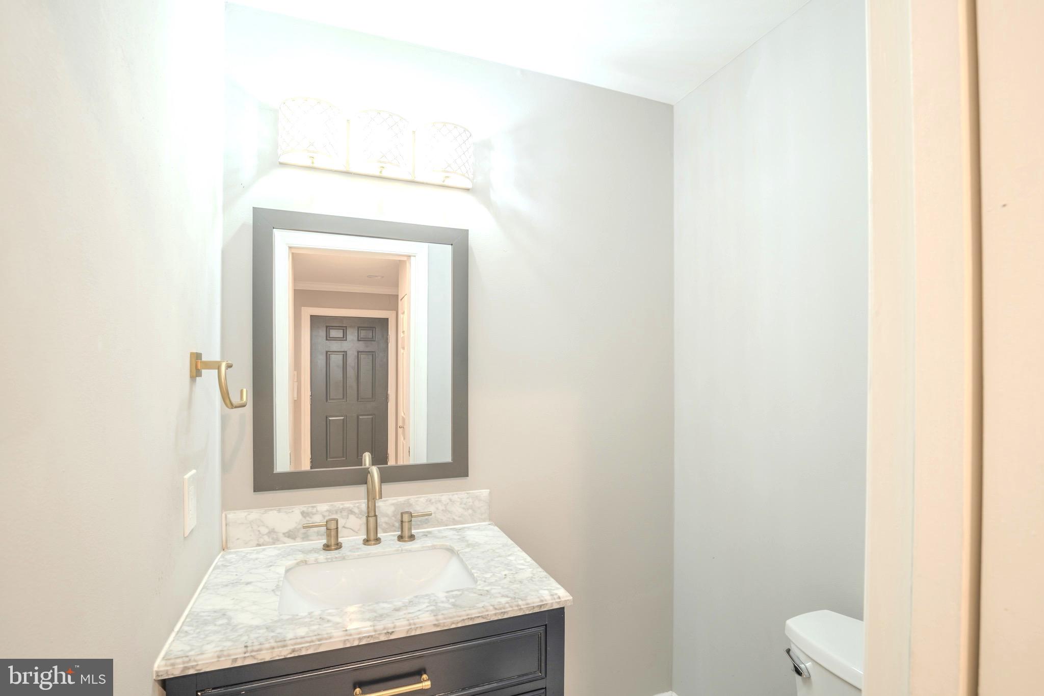 12138 Captiva Court Reston, VA 20191 - Photo 7 of 20