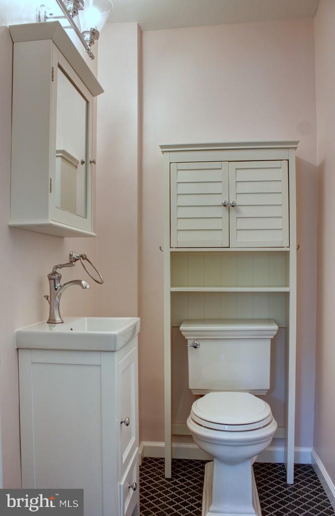 3100 Perry Street Mount Rainier, MD 20712 - Photo 14 of 40 Sweet main floor Powder Room