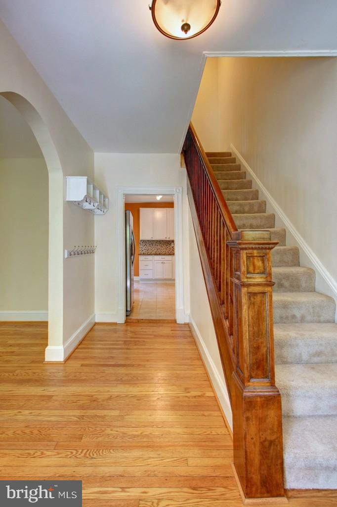 3100 Perry Street Mount Rainier, MD 20712 - Photo 4 of 40 Gracious Foyer
