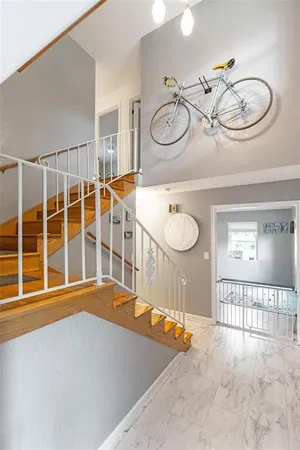 a view of an entryway