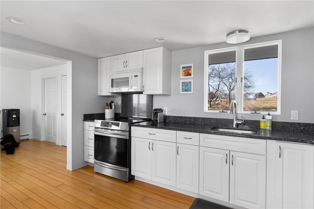 63 Indian Road Little Compton, RI 02837 - Photo 12 of 49 Gallery Image 12