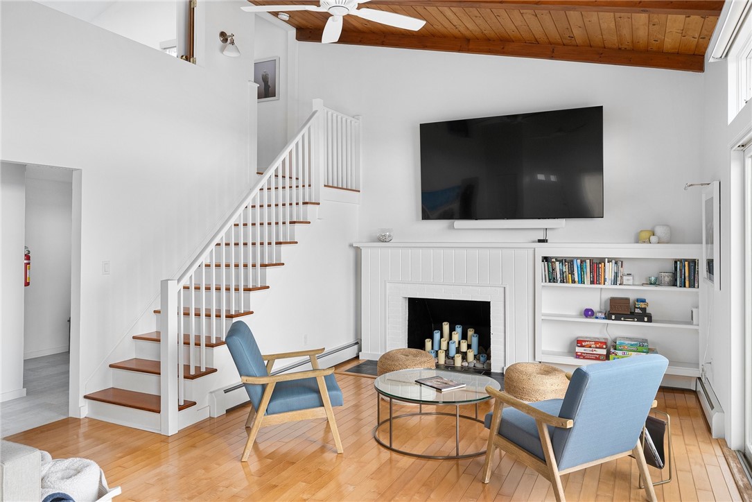 63 Indian Road Little Compton, RI 02837 - Photo 5 of 49 Gallery Image 5