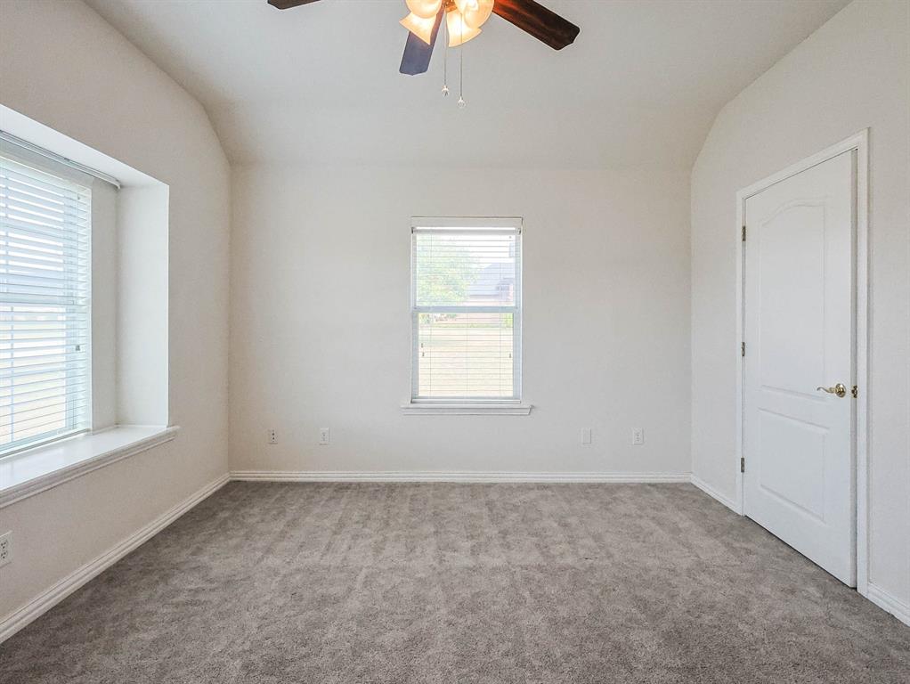 209 Clear Fork Trail Rhome, TX 76078 - Photo 18 of 26